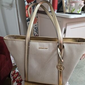 Michael Kors Jet Set Travel Large Beige and Gold Tote